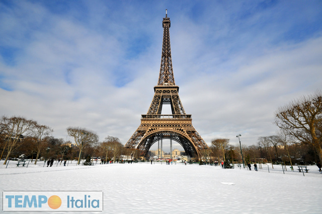 Immagini Parigi A Natale.Meteo Di Natale A Parigi Notizie Meteo Di Tempo Italia