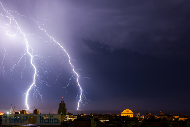 Meteo Palermo Decisamente Variabile Con Rischio Di Temporali Notizie Meteo Di Tempo Italia